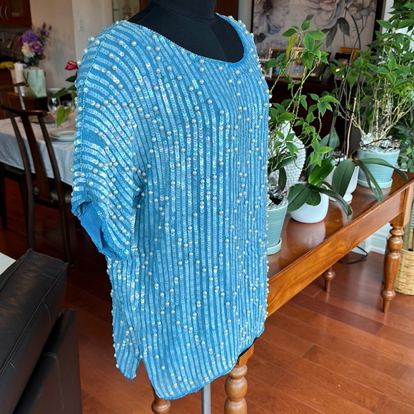 Frank Usher 80’s Vintage Baby Blue Sequin Top 100% Silk Fits Medium - Picture 4 of 15